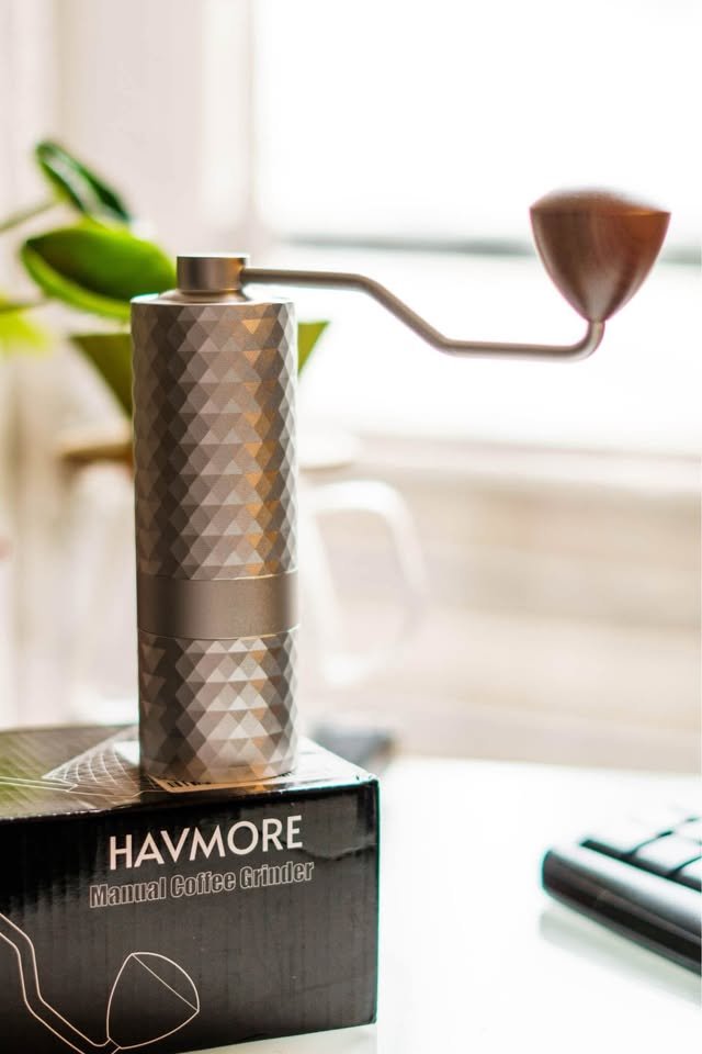 Molinillo manual Havmore G2 Silver de pie con manivela, mango de madera y caja original